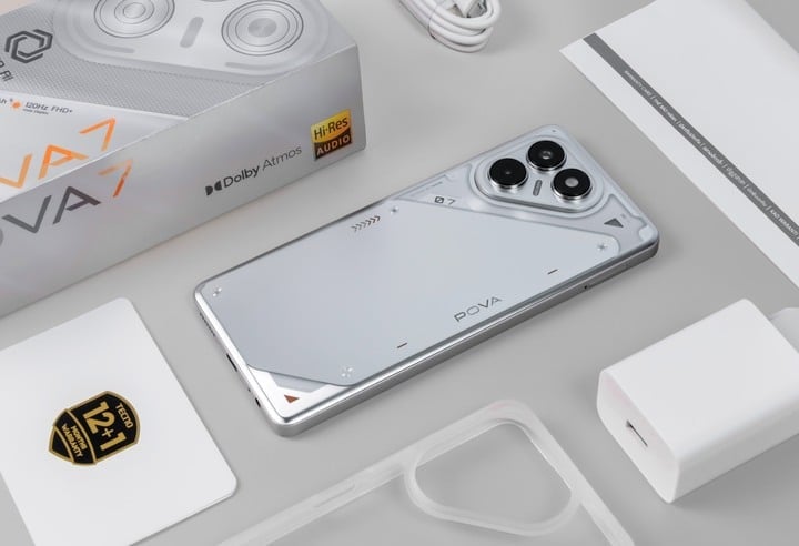 TECNO dành riêng cho POVA 7 series giao diện và ngoại hình hoàn toàn mới cùng dung lượng pin 7.000mAh hiếm có trong phân khúc.