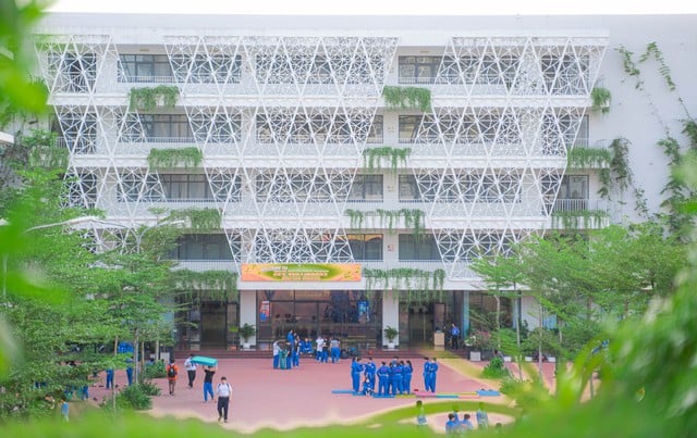 Trường ĐH FPT triển khai chuỗi sự kiện quy mô toàn quốc cho học sinh, phụ huynh- Ảnh 1.