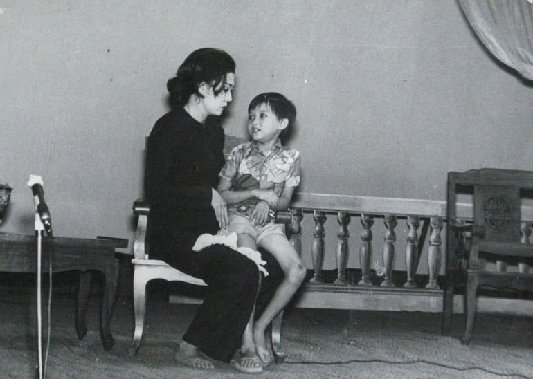 ក