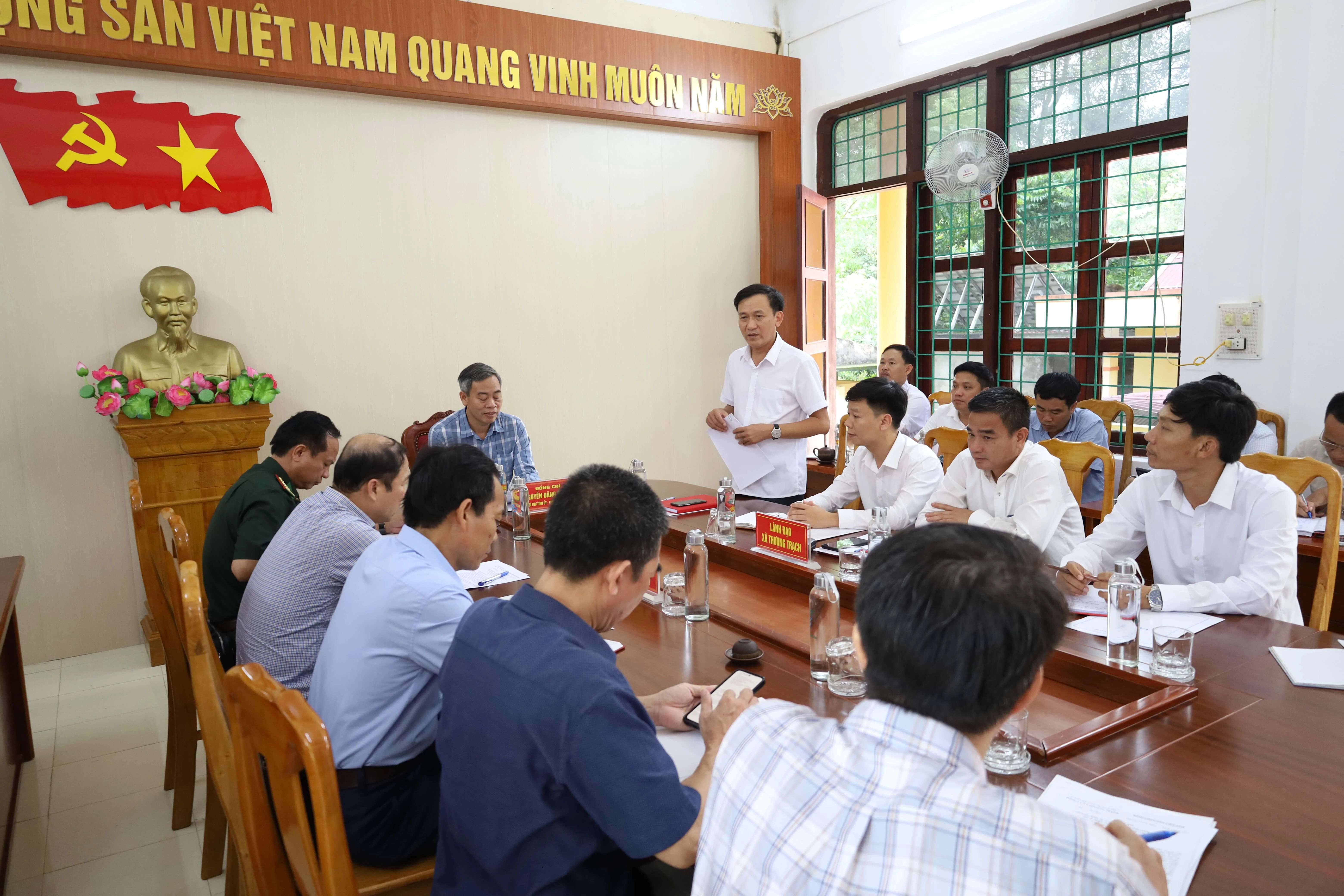 Phó Bí thư Tỉnh ủy, Chủ tịch HĐND tỉnh Quảng Trị Nguyễn Đăng Quang làm việc với xã Thượng Trạch