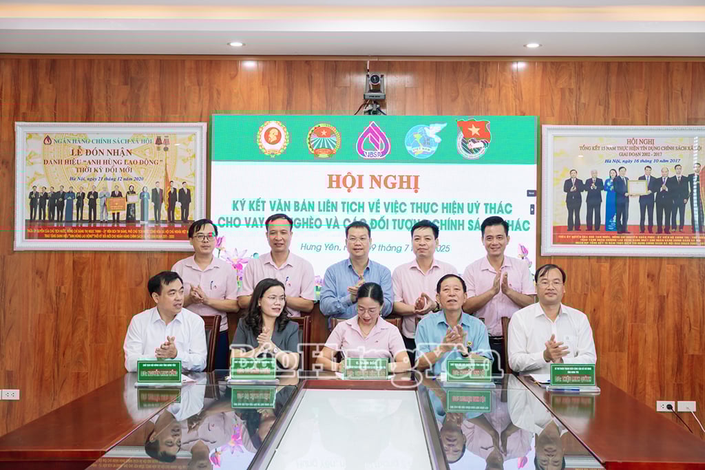 Ngân hàng Chính sách xã hội tỉnh ký kết văn bản liên tịch với các hội, đoàn thể.