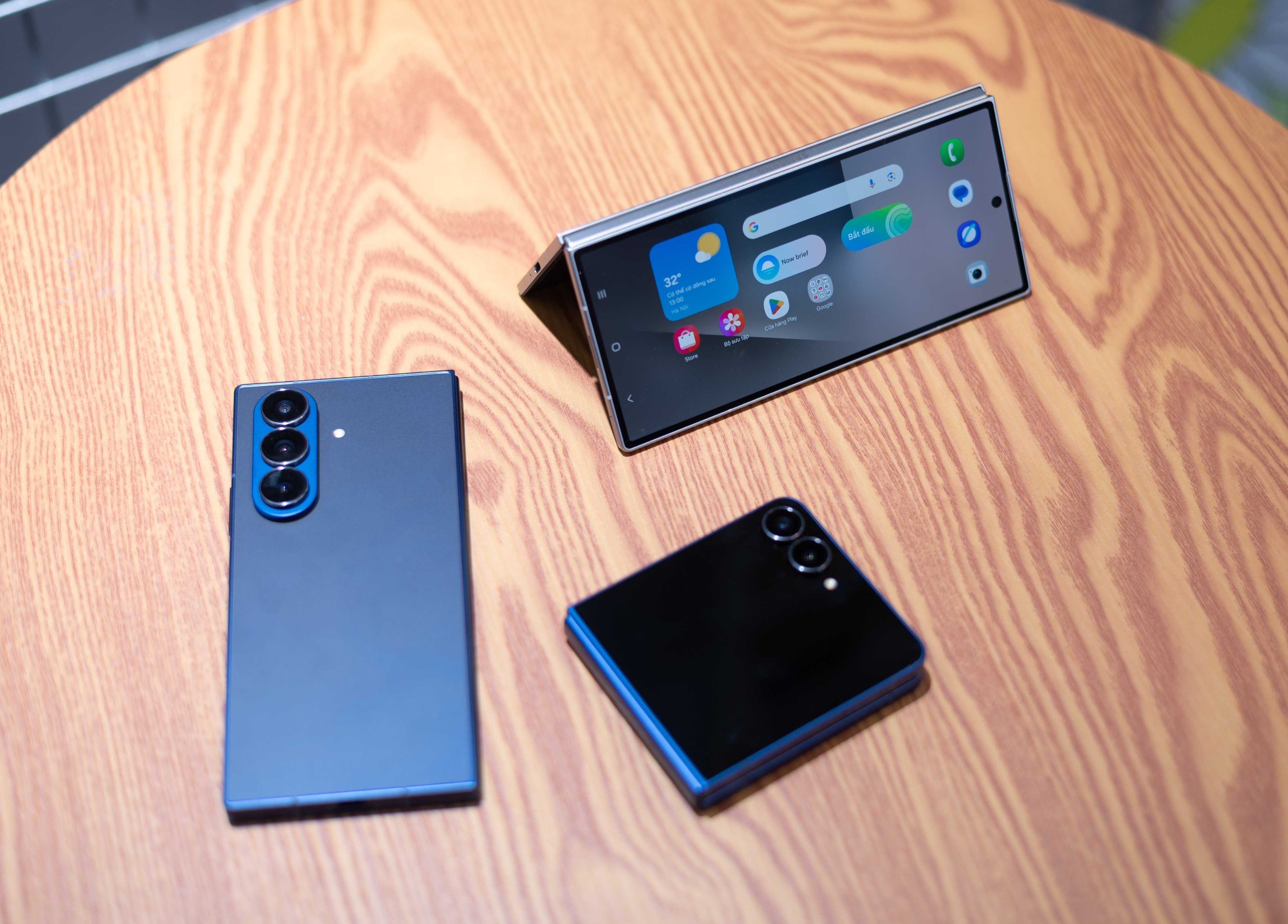 Samsung Z Fold7,  Samsung Z Flip7,  dien thoai gap samsung anh 4
