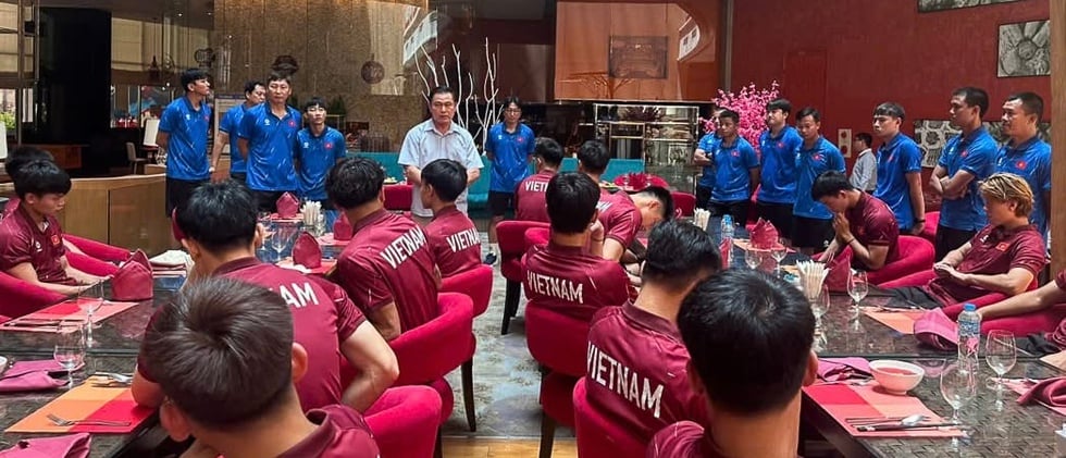 Lộ diện trưởng đoàn U.23 Việt Nam, người từng gọi HLV Kim Sang-sik là ‘anh Sáu’- Ảnh 1.