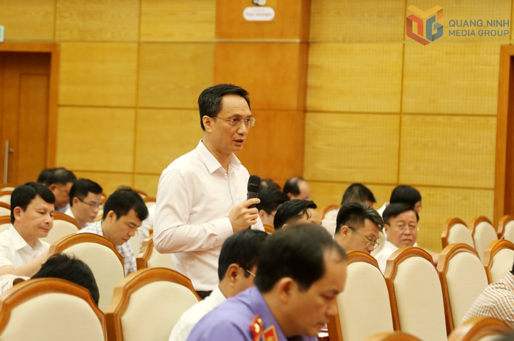 Đồng chí Nguyễn Mạnh Cường, Giám đốc Sở Khoa học và Công nghệ, phát biểu tại hội nghị.