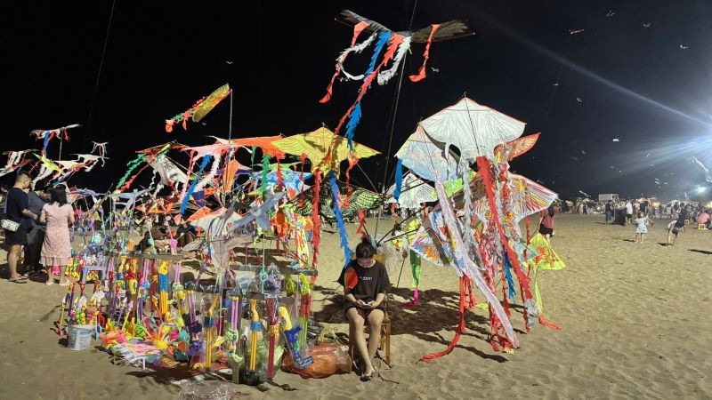Sam Son beach tourism, Thanh Hoa. (Photo: HNV)