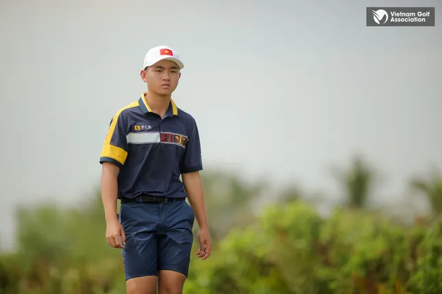 Nguyễn Anh Minh vươn lên top 7 tại Singapore Open Amateur Championship 2025 ảnh 1