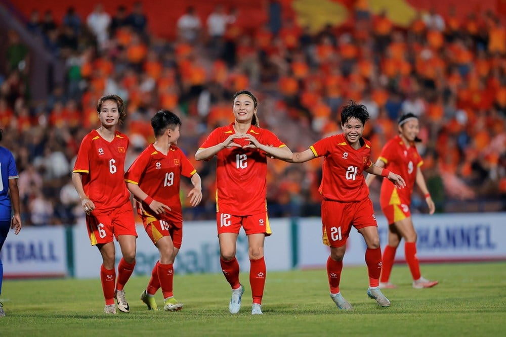 Đội tuyển bóng đá nữ: Tiến bước mục tiêu World Cup - Ảnh 1.