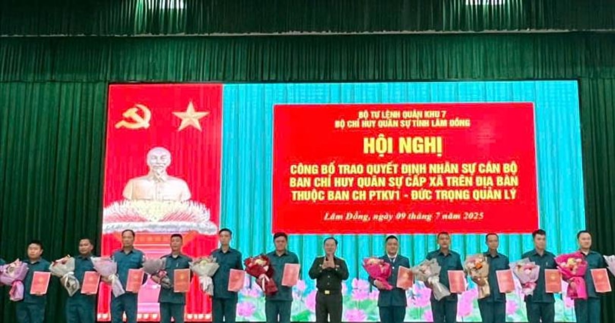 ลัมดงแต่งตั้งผู้บัญชาการกองบัญชาการทหาร 57 ตำบลและเขต
