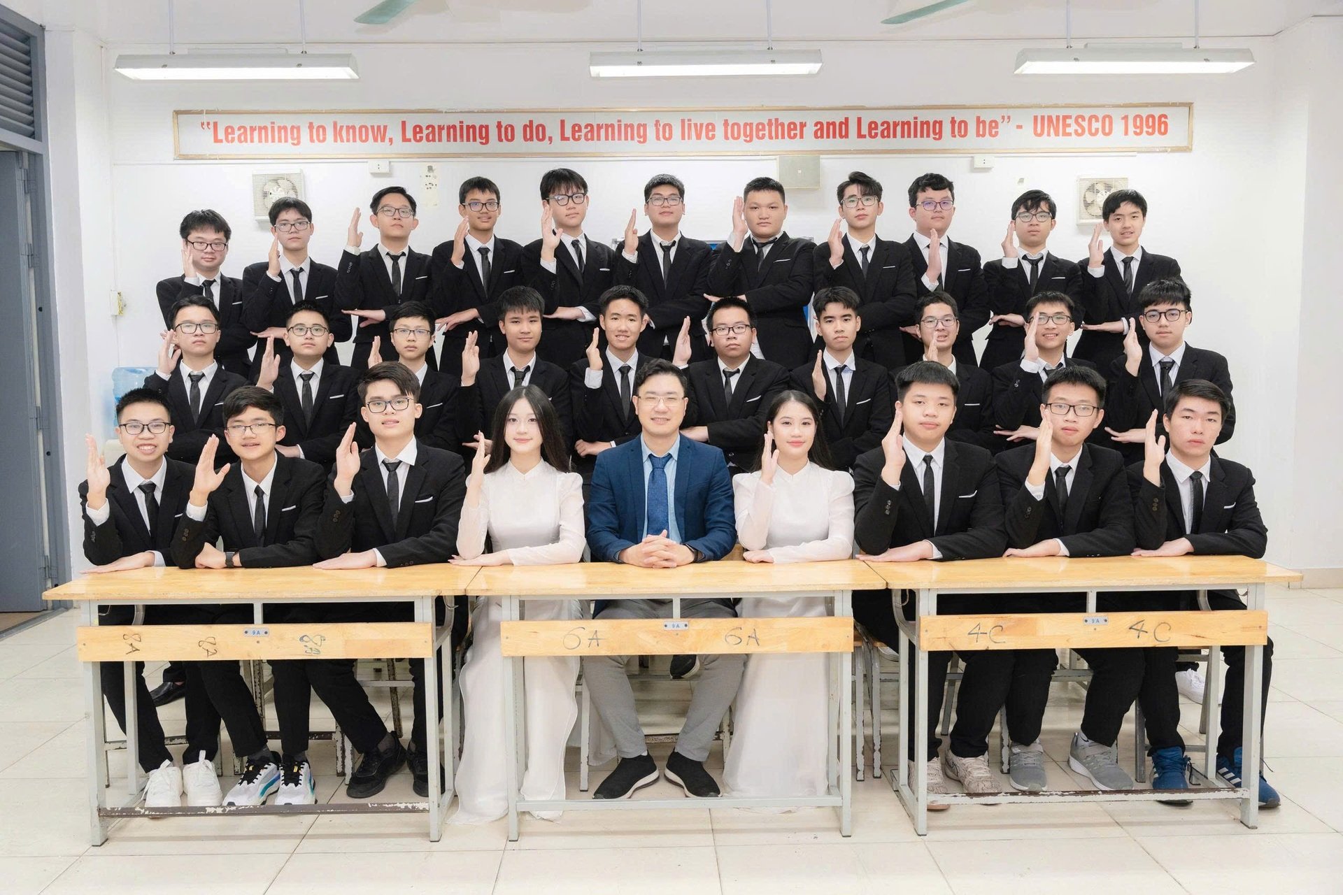 Bí quyết của 4 thầy cô chủ nhiệm có 100% học sinh đỗ chuyên ở Hà Nội - 8