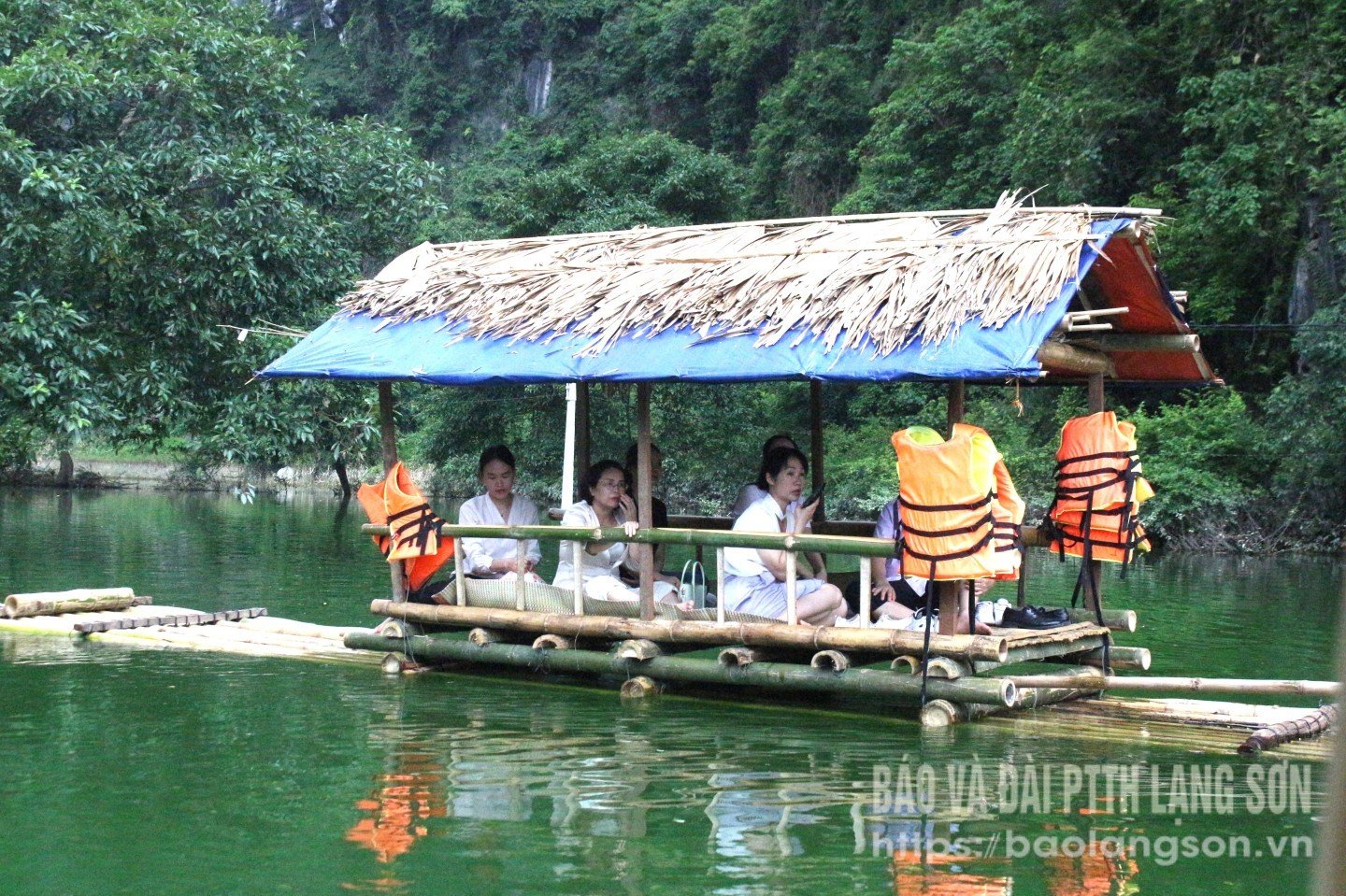 Survey team members experience rowing activities