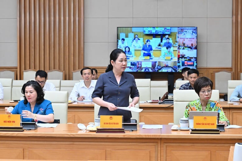 Thủ tướng: Hoàn thành xóa nhà tạm, nhà dột nát cho người có công trước ngày 27/7- Ảnh 3.