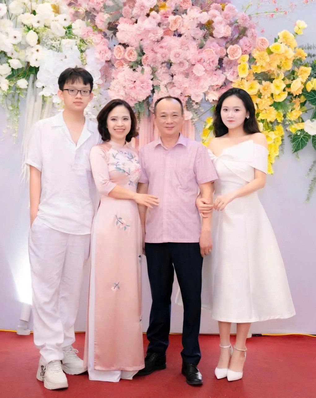 Thủ khoa đỗ chuyên toán, hóa, văn: Đi thi vì... thấy vui và đam mê - 2