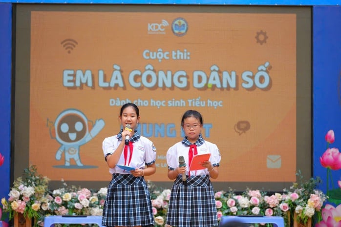 Bộ GD-ĐT: Ba hình thức triển khai khung năng lực số cho học sinh phổ thông  - Ảnh 1.
