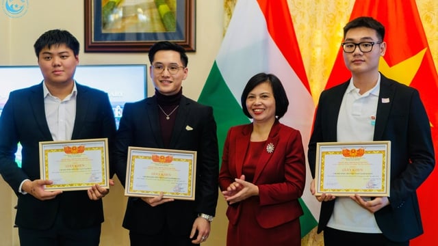 Du học bằng ngân sách nhà nước được ở lại nước ngoài để học tiếp - Ảnh 1.