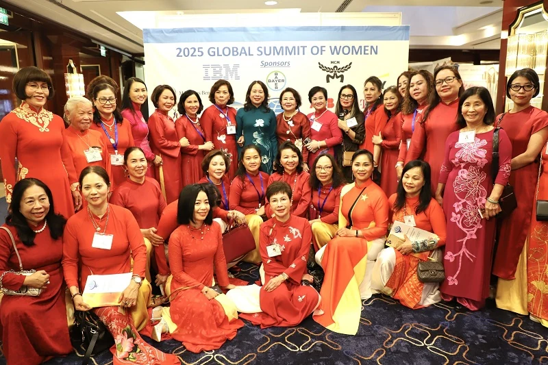 Tổng Giám đốc Dược phẩm Tâm Bình dự Hội nghị Thượng đỉnh Phụ nữ toàn cầu 2025
