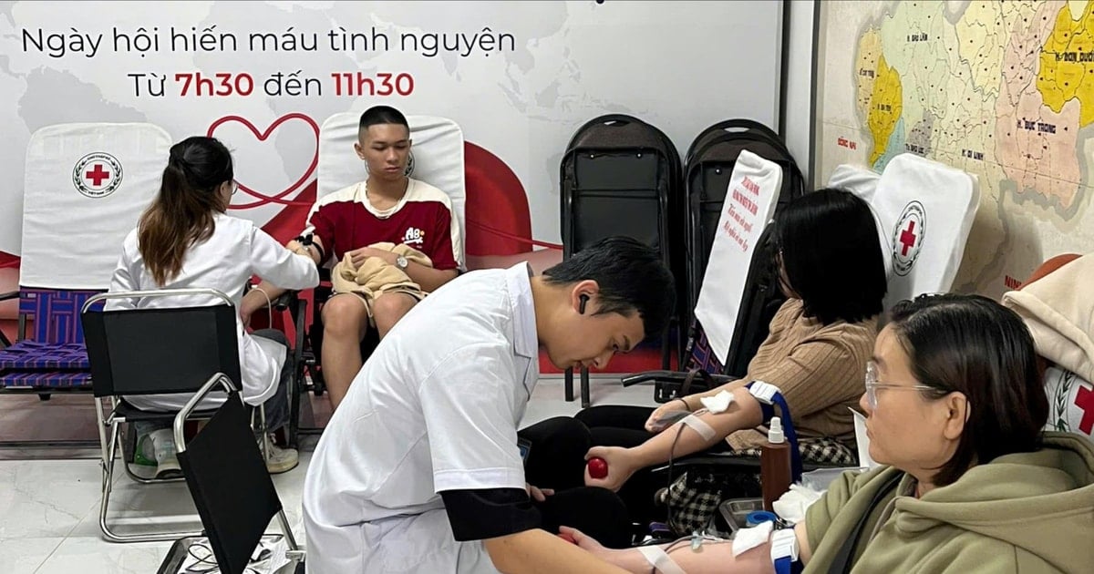 Lượng máu hiến cứu người giảm nhiều
