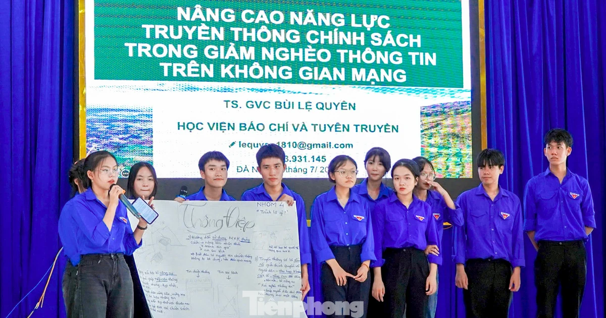 ការលើកកម្ពស់តួនាទីរបស់យុវជនក្នុងការទំនាក់ទំនងគោលនយោបាយកាត់បន្ថយភាពក្រីក្រតាមរយៈអ៊ីនធឺណិត