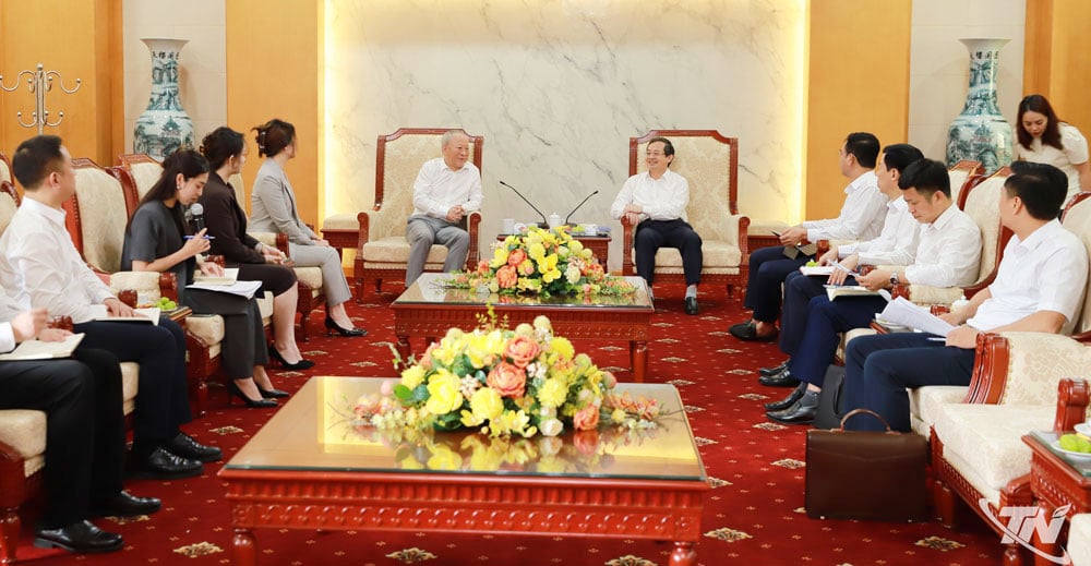 Quang cảnh buổi làm việc.