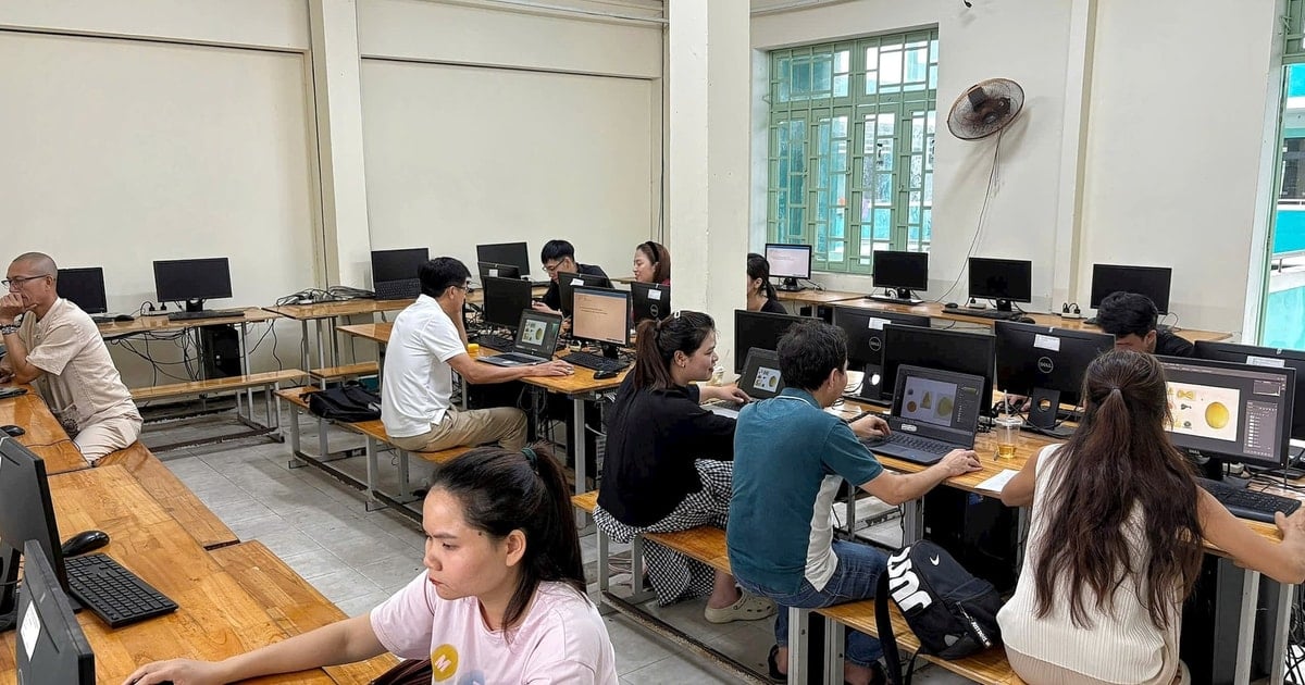 ជួយ​កម្មករ​ត្រឡប់​មក​ទីផ្សារ​វិញ​