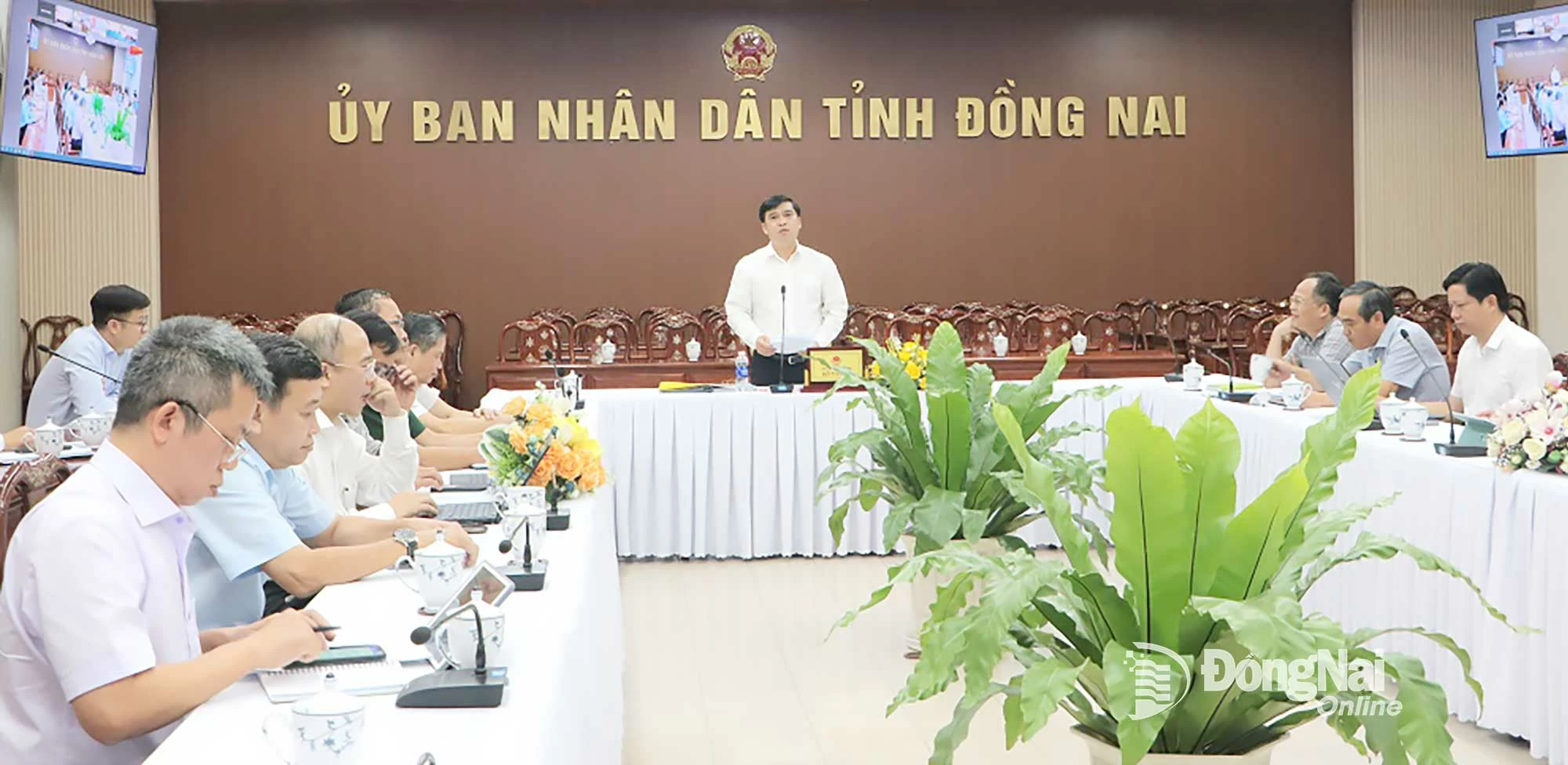 Tỉnh ủy viên, Phó Chủ tịch UBND tỉnh Đồng Nai Hồ Văn Hà phát biểu tại lễ phát động chiến dịch 30 ngày đêm giải ngân vốn đầu tư công trên địa bàn tỉnh. Ảnh: Phạm Tùng