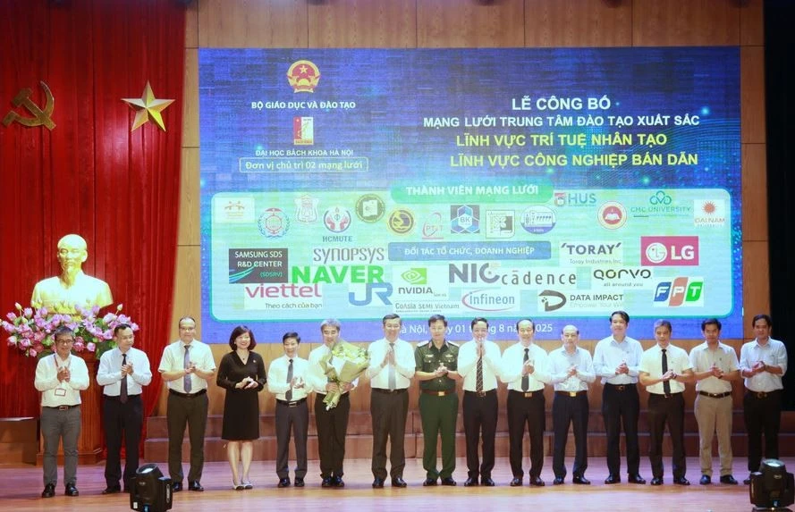 Công bố mạng lưới các trung tâm đào tạo xuất sắc và tài năng về công nghệ 4.0