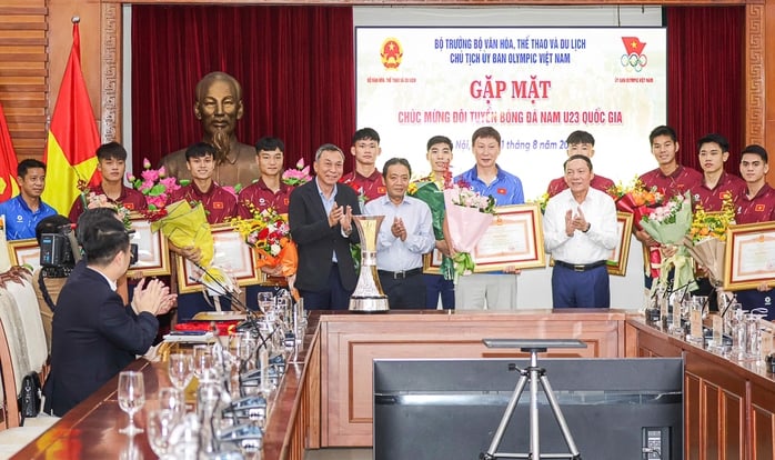 Thủ tướng tặng Bằng khen cho tập thể và các cá nhân đội U23 Việt Nam - Ảnh 1.