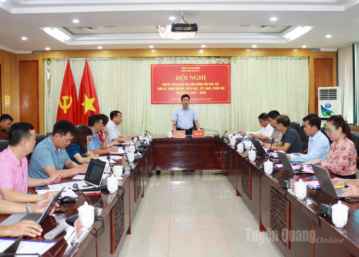 Đại tá Lại Tiến Giang, Chỉ huy trưởng Bộ CHQS tỉnh phát biểu kết luận tại buổi làm việc.