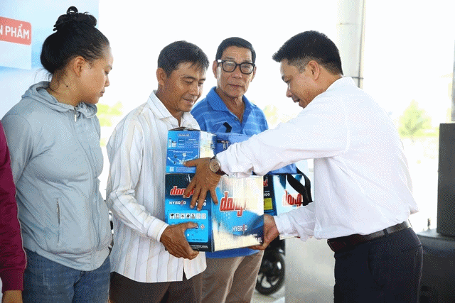 Hue៖ លើកកម្ពស់ជីវភាពអ្នកនេសាទ លើកកម្ពស់ការយល់ដឹងអំពីការគោរពច្បាប់នៅពេលចេញដំណើរទៅសមុទ្រ និងជាប់សមុទ្រ