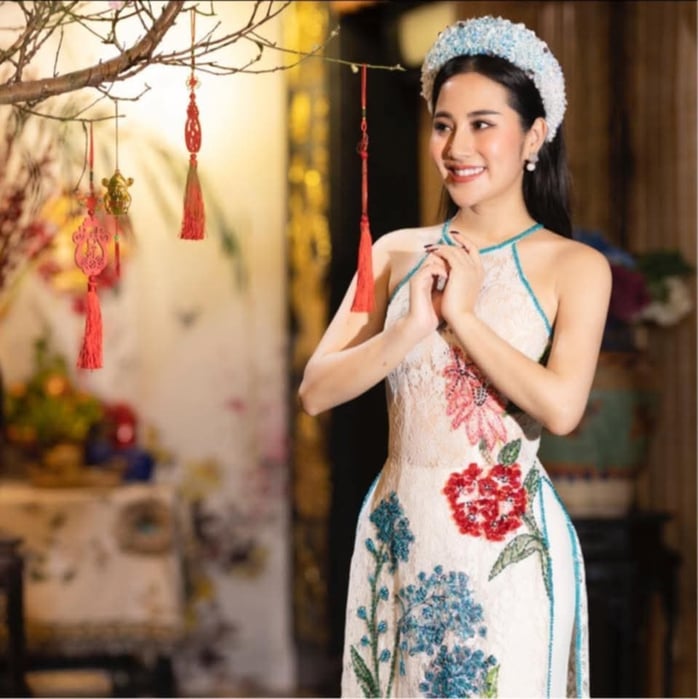 Ca sĩ Tố My nhập viện, không tham gia nhạc kịch 