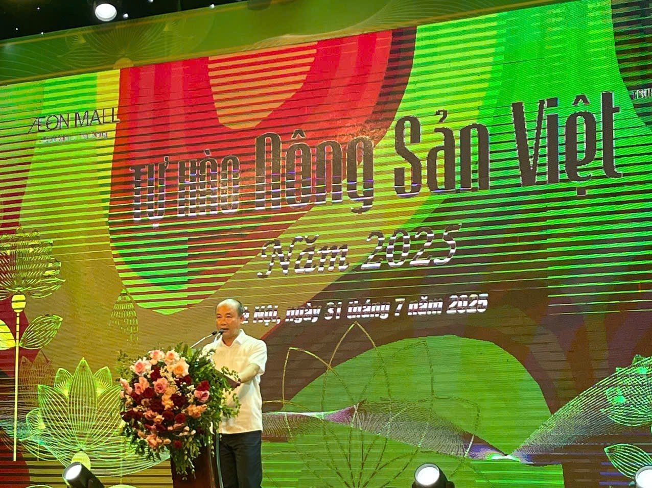 Phó Giám đốc Sở Nông nghiệp và Môi trường Hà Nội Nguyễn Đình Hoa phát biểu tại chương trình.