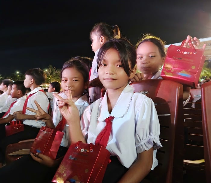 Những trẻ em dân tộc Raglai cười rạng rỡ trong “Trở về tuổi thơ tôi”- Ảnh 1.