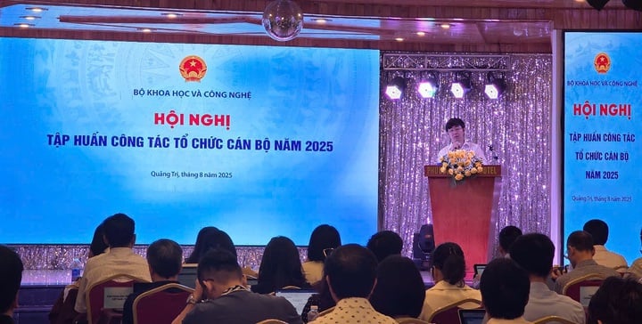 Bộ Khoa học và Công nghệ tập huấn công tác tổ chức cán bộ năm 2025 - Ảnh 1.