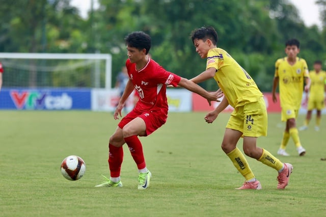 Thua vòng bảng, thắng chung kết: U.15 PVF bảo vệ thành công ngôi vương- Ảnh 1.