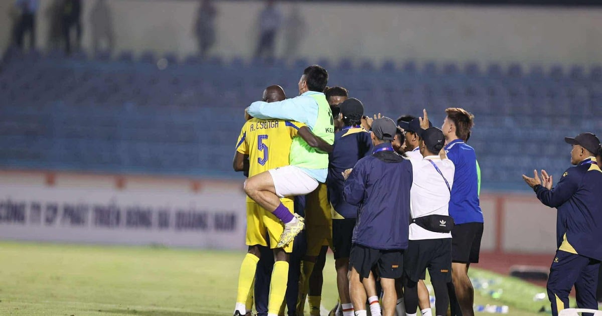 Đội Quảng Nam chính thức bỏ V-League, không kèn không trống: VPF chọn phương án nóng chỉ còn 13 đội?