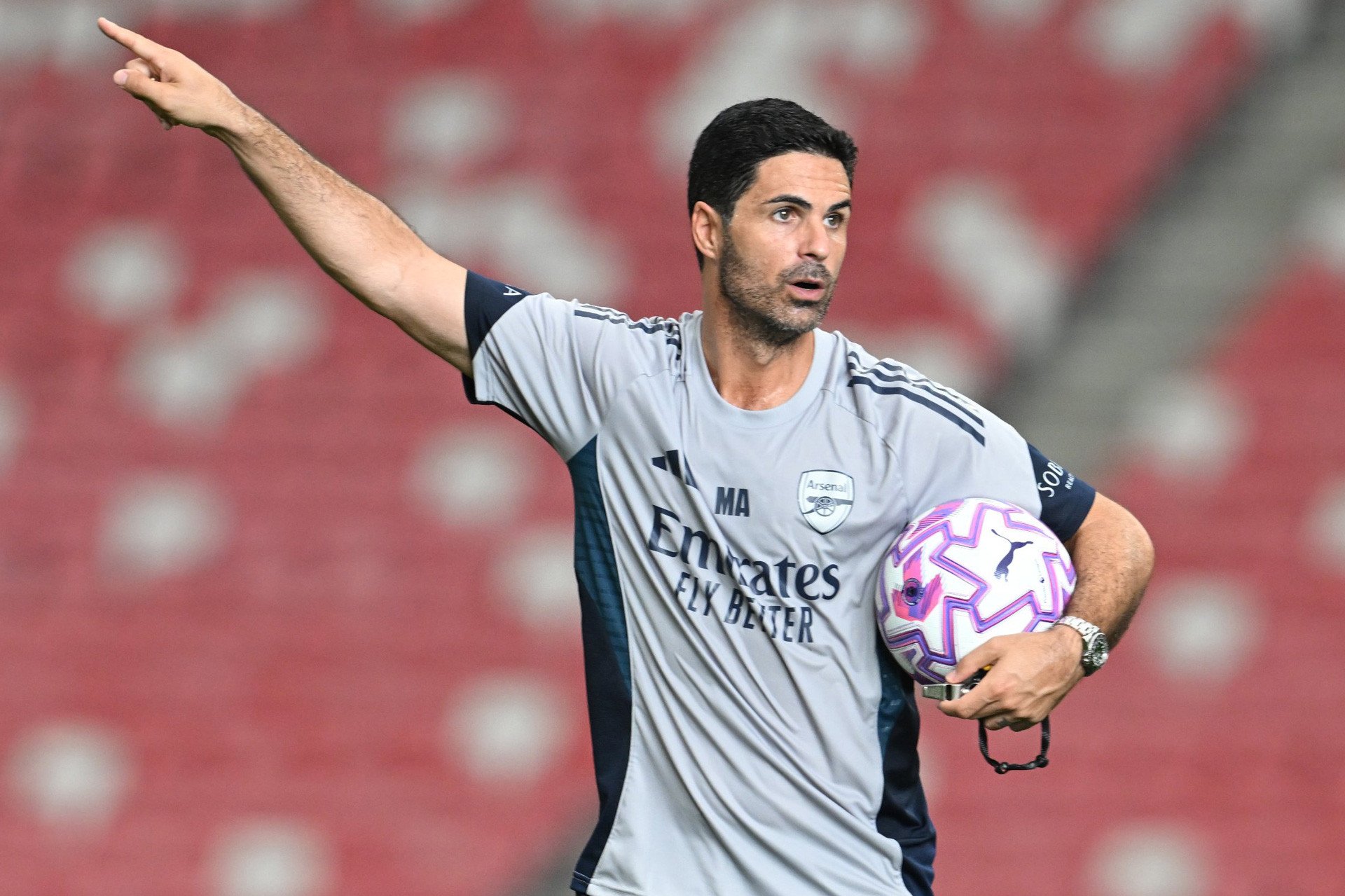 Mikel Arteta Arsenal.jpg