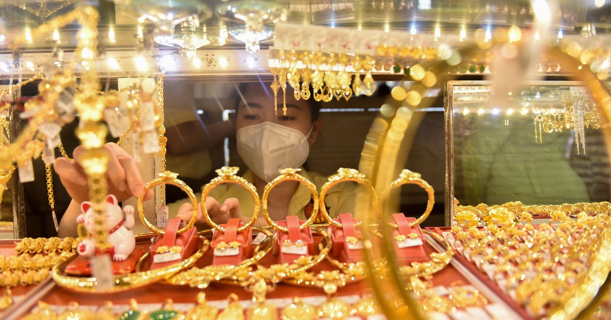 World gold prices increase vertically again