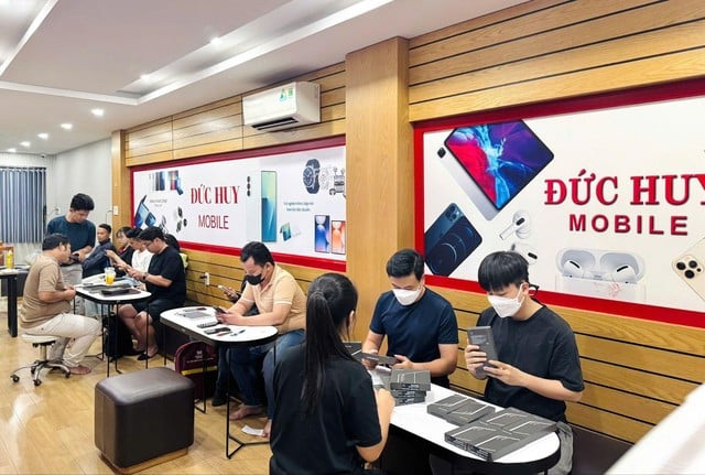 Samsung Galaxy Z Fold 7, Z Flip 7 giảm đến 11.000.000 đồng sau vài ngày mở bán- Ảnh 2.