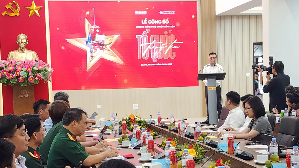 Mr. Le Quoc Minh, Editor-in-Chief of Nhan Dan Newspaper, Deputy Head of the Central Propaganda and Mass Mobilization Commission, Chairman of the Vietnam Journalists Association spoke at the announcement ceremony on the afternoon of August 1.