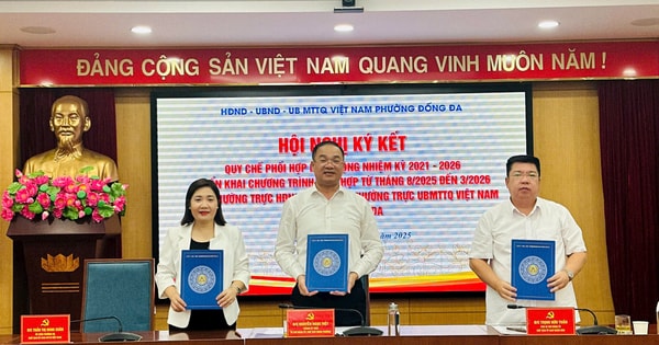 Thường trực HĐND, UBND, Ủy ban MTTQ Việt Nam phường Đống Đa ký kết phối hợp công tác