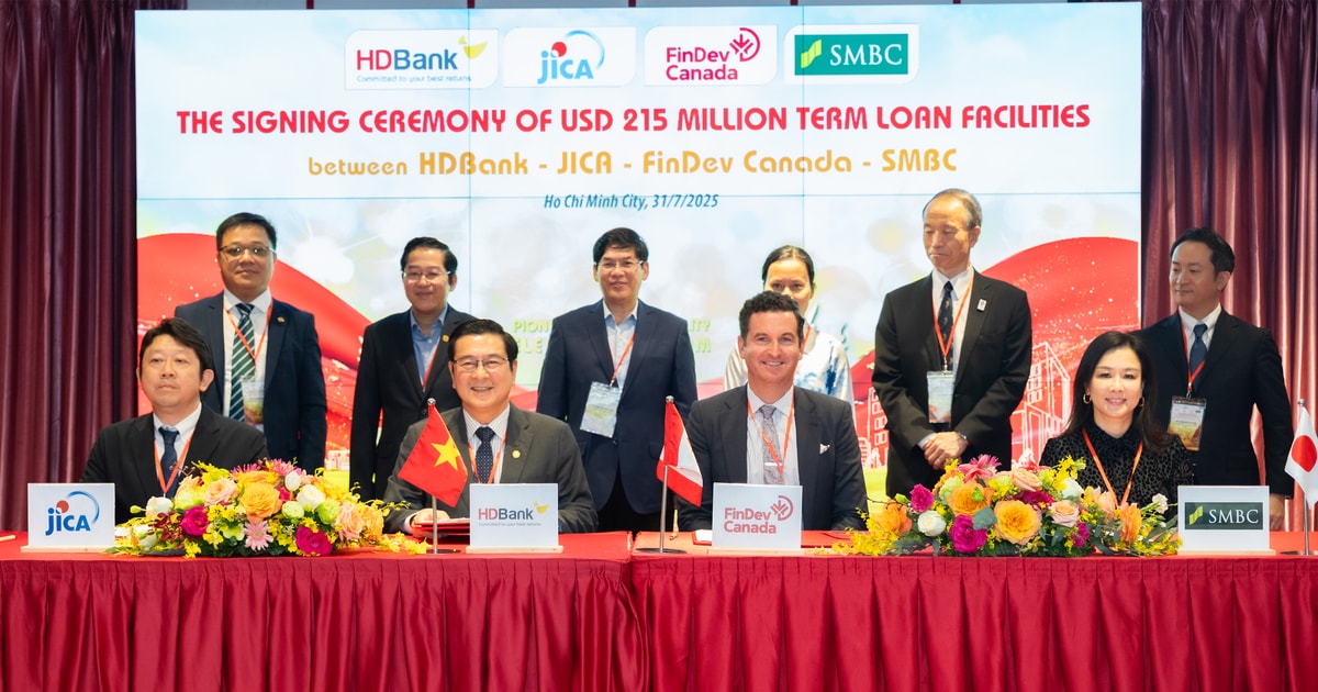 HDBank ចុះ​ហត្ថលេខា​លើ​កម្ចី​រួម​ចំនួន ២១៥ លាន​ដុល្លារ​ជាមួយ​ស្ថាប័ន​ហិរញ្ញវត្ថុ​អន្តរជាតិ​ឈាន​មុខ​គេ​ចំនួន​បី