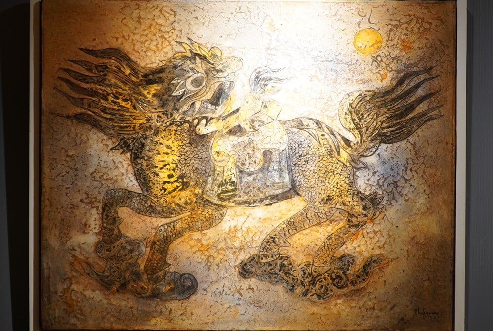 Displaying unique works about the Four Sacred Animals at Hue heritage site - photo 4