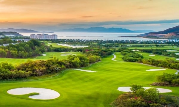 វួដ Quang Hanh៖ ទាក់ទាញការវិនិយោគលើវិស័យទេសចរណ៍ និងសេវាកម្មអន្តរជាតិ