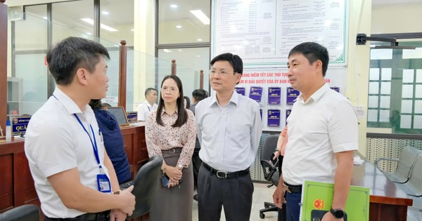 Thường trực HĐND thành phố Hà Nội khảo sát hoạt động của HĐND xã Yên Xuân, Hạ Bằng