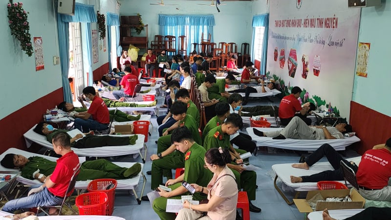 Các bệnh viện ở Đồng Nai thiếu hụt máu trầm trọng -0