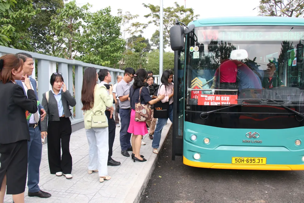 xebdien2.jpg
