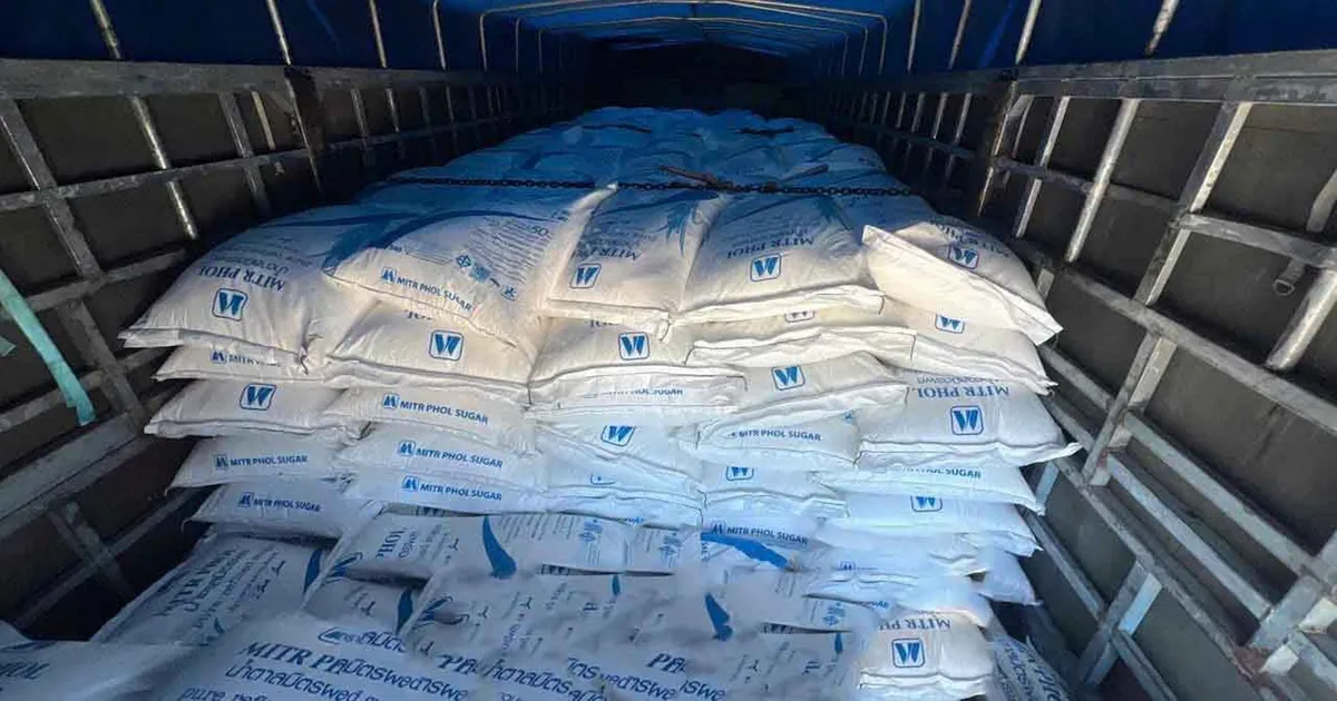 Phát hiện xe tải chở 35 tấn đường không rõ nguồn gốc, xuất xứ
