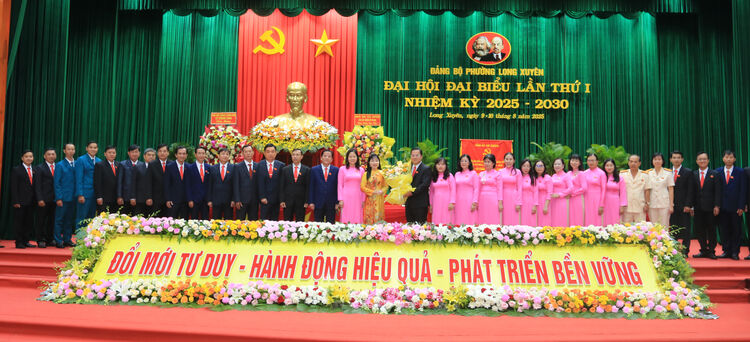ធ្វើឱ្យ Long Xuyen ជាកម្លាំងចលករសម្រាប់ការអភិវឌ្ឍន៍ខេត្ត