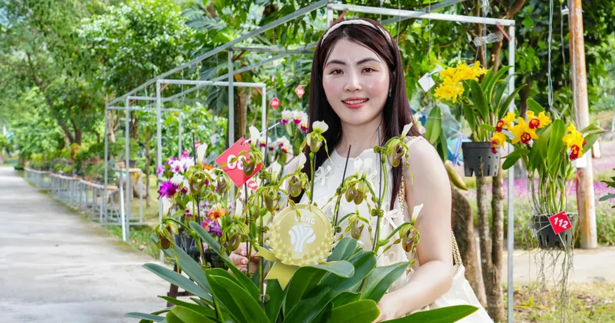 Nghệ nhân đến từ Lâm Đồng giật giải đặc biệt cuộc thi hoa lan