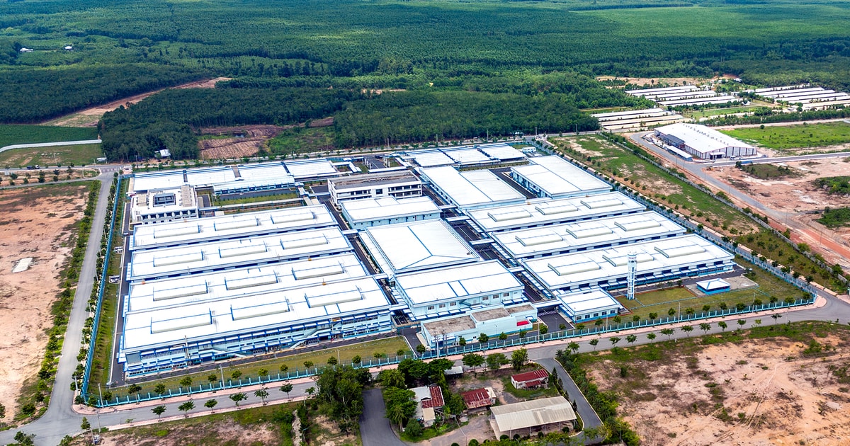 Công nghiệp chế biến, chế tạo trước “cú sốc” thị trường