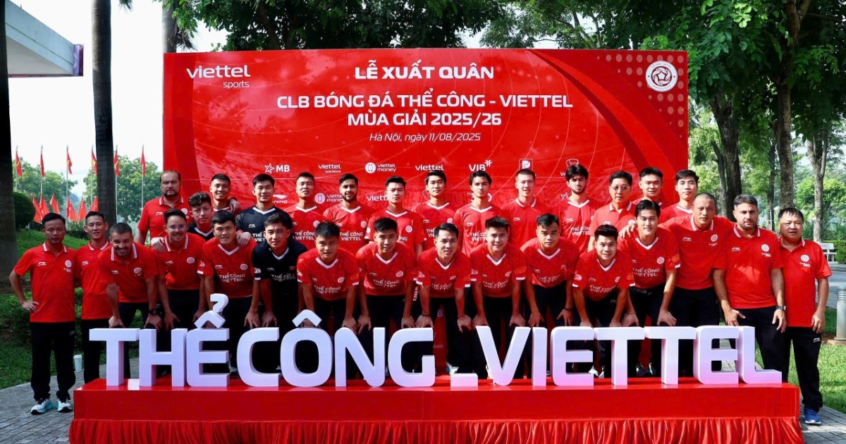 Thể Công Viettel đặt mục tiêu vô địch V-League cùng HLV Velizar Popov